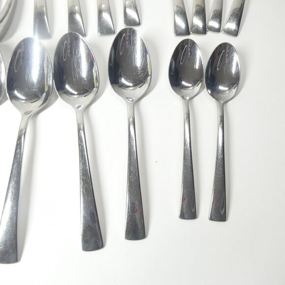 Bellasera Zwilling JA Henckels Flatware Lot 23pcs Stainless Glossy - Picture 2 of 7